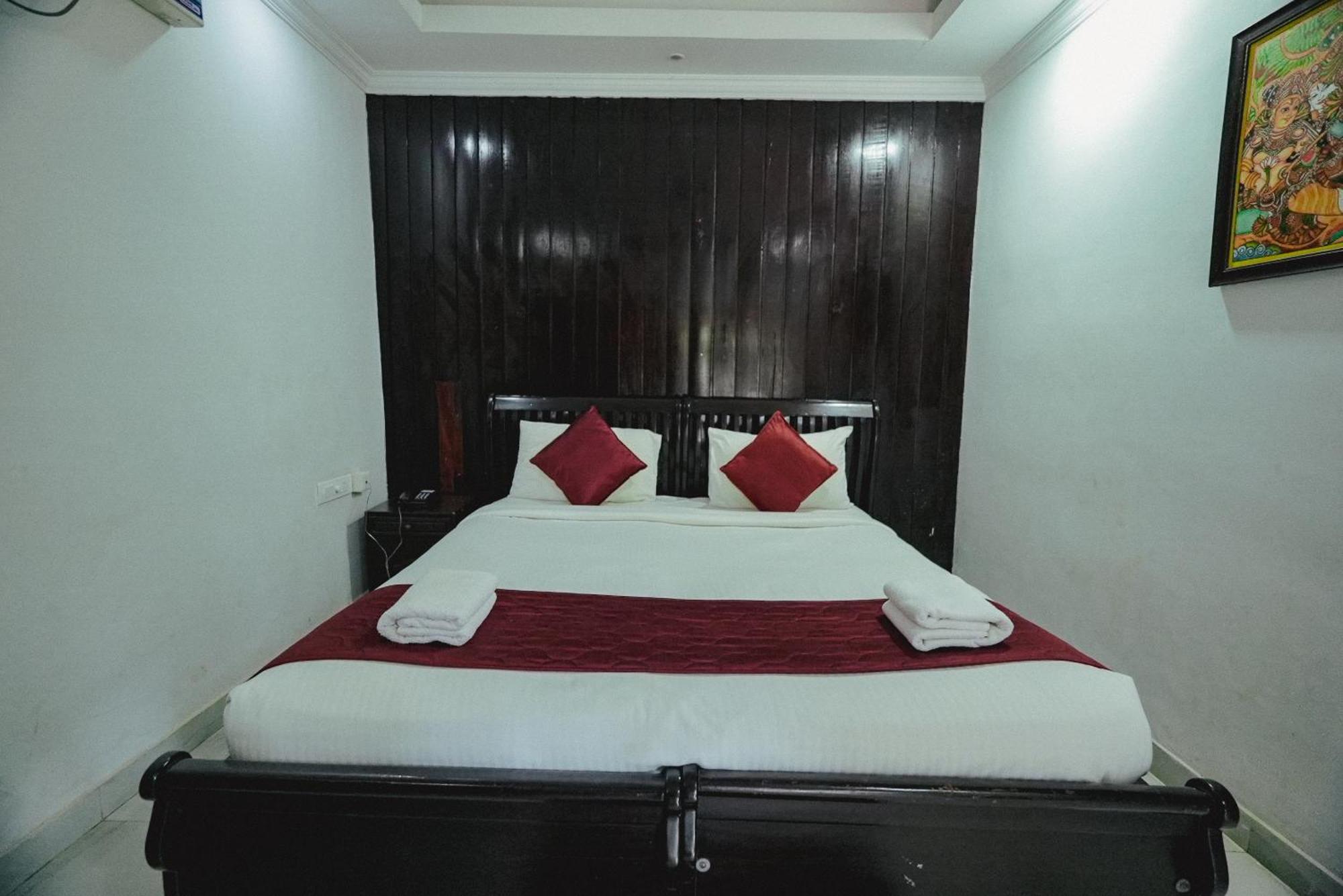 Clafouti Beach Resort - A Seafacing Resort Varkala Exterior photo