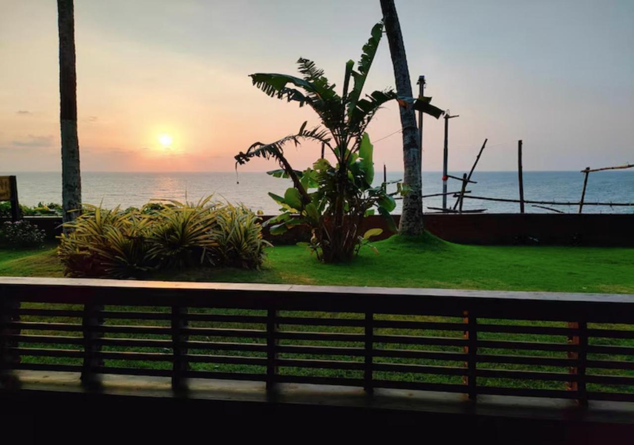 Clafouti Beach Resort - A Seafacing Resort Varkala Exterior photo
